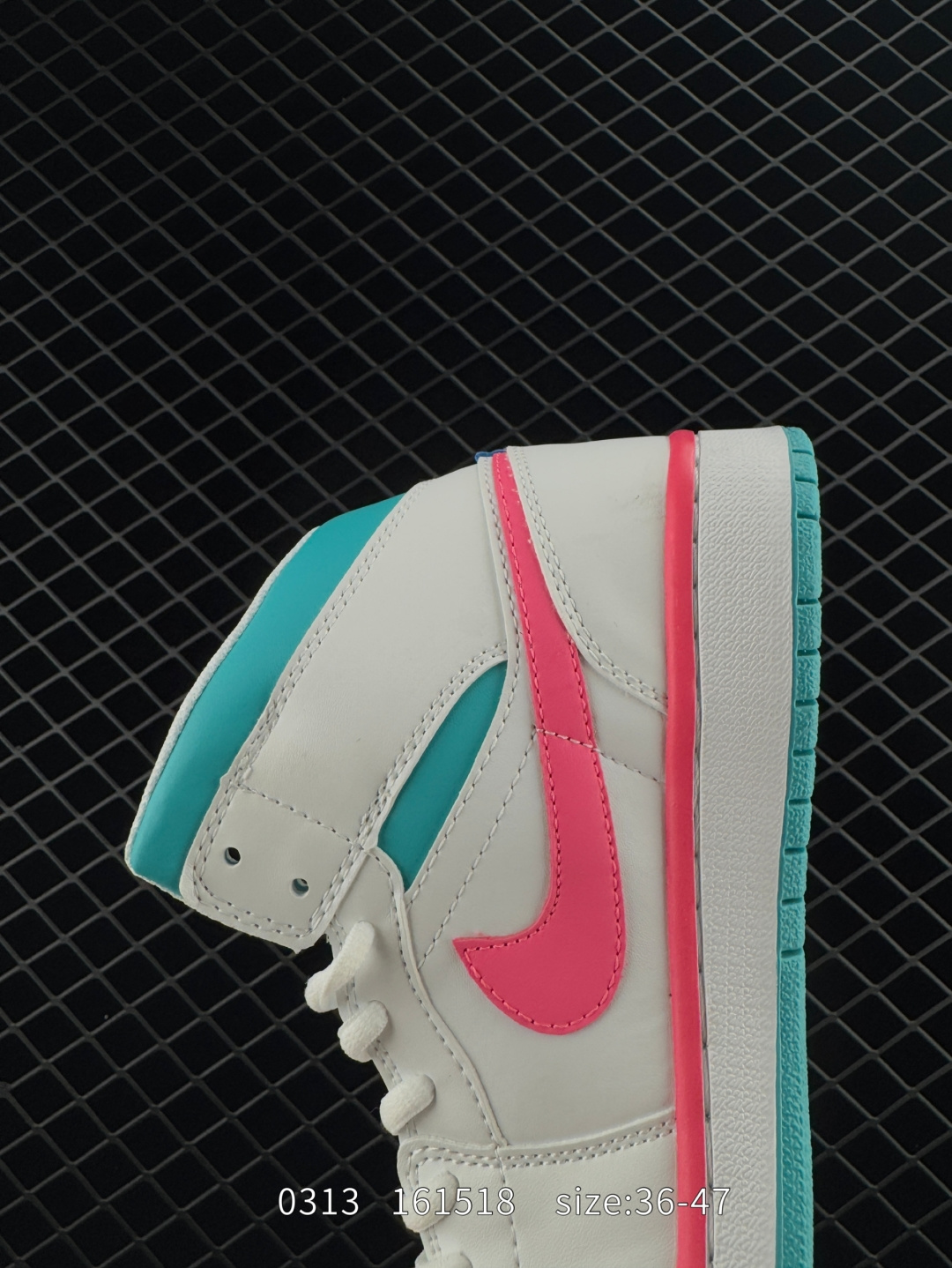 AIR Jordan 1 MidCoconut MilkAJ1
